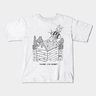 Honey Bee Returns to its Hive Kids T-Shirt